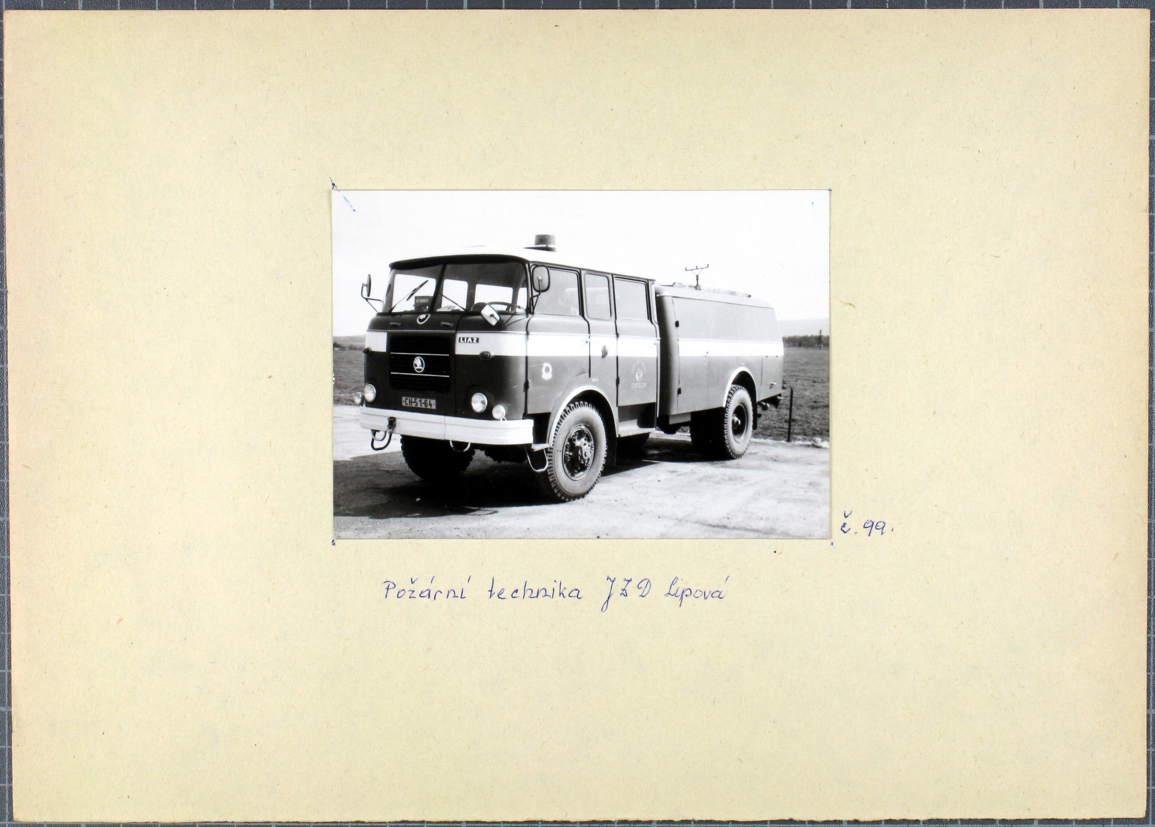 63. soap-ch_00160_obec-lipova-fotoalbum-1946-1988_0630