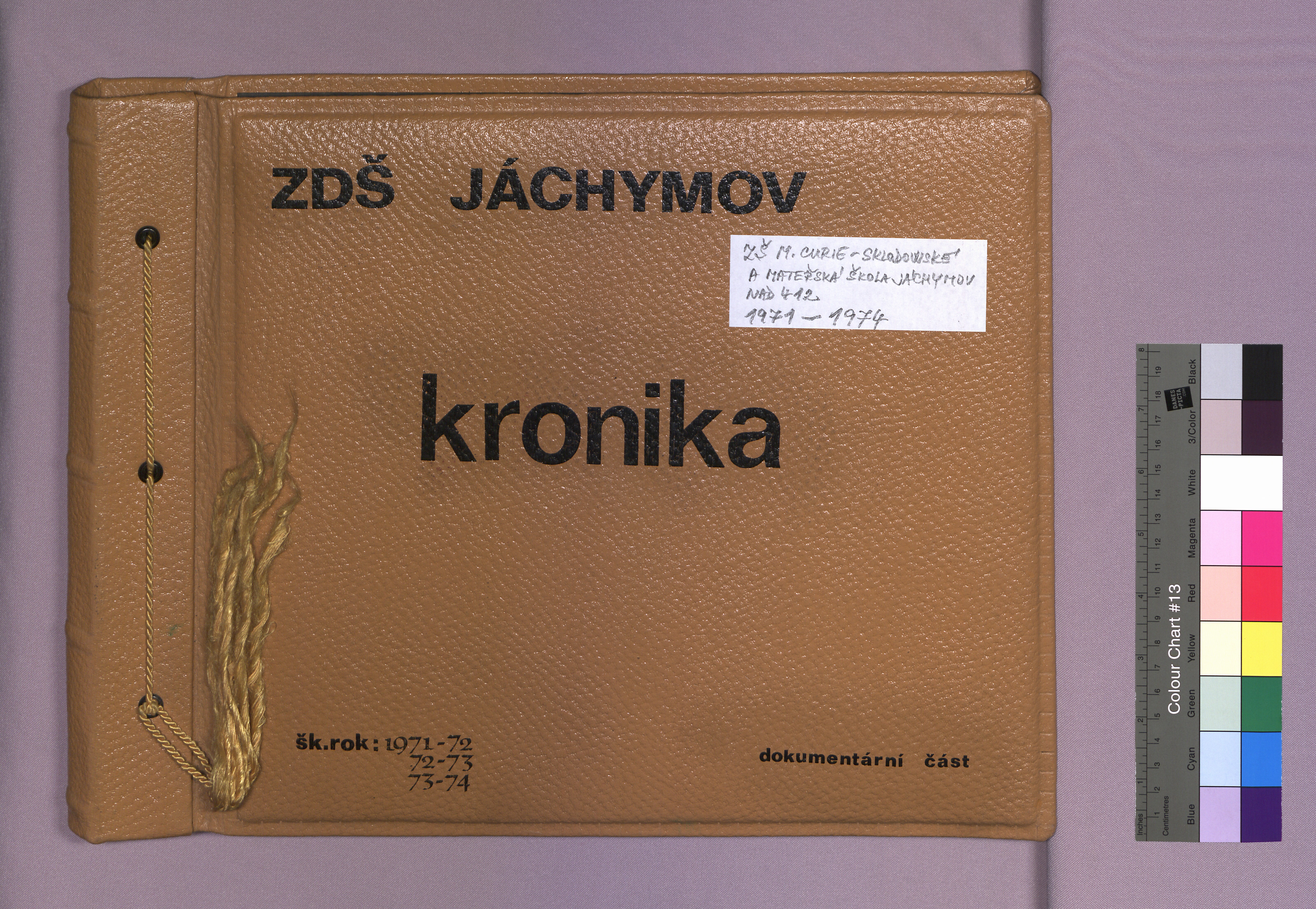 1. soap-kv_00412_skola-jachymov-fotoalbum-1971-1974_0010